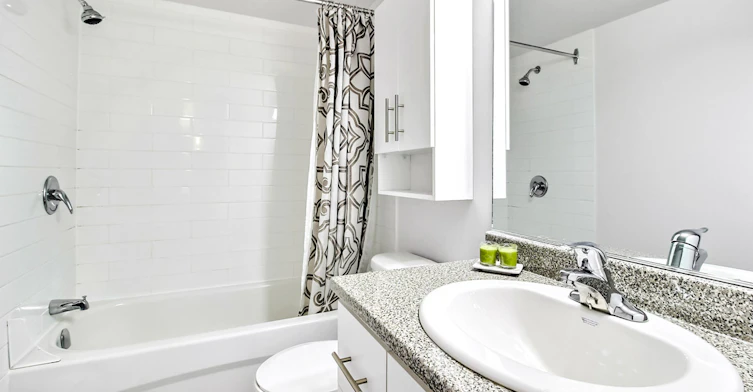 435 Ste Foy Chemin, La Cité-Limoilou, QC, G1S 4M2 - 13