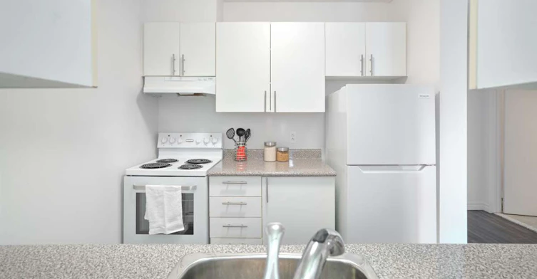 2500 Cavendish Boulevard, Montréal, QC, H4B 2Z6 - 5