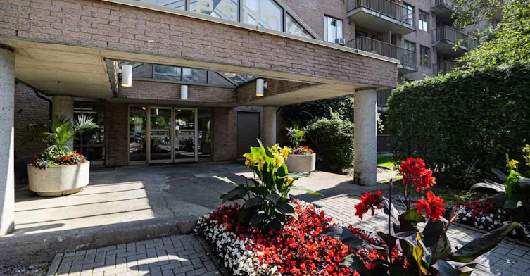 2500 Cavendish Boulevard, Montréal, QC, H4B 2Z6 - 10