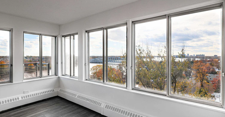 1 De La Belle Rive Place, Laval, QC, H7V 1B1 - 8