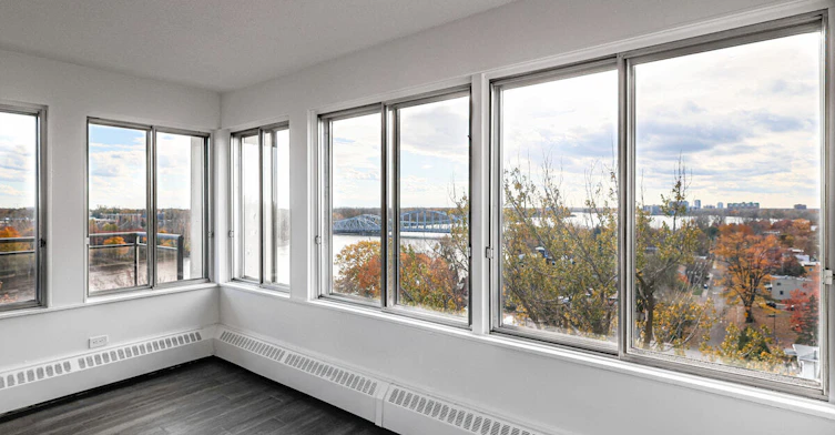 1 De La Belle Rive Place, Laval, QC, H7V 1B1 - 8