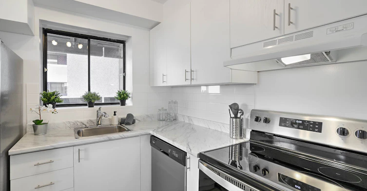 5199 Sherbrooke Est, Montréal, QC, H1T 3X2 - 7