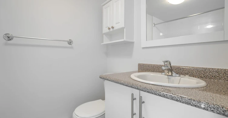 5740 Cavendish Boulevard, Côte-Saint-Luc, QC, H4W 2T8 - 7