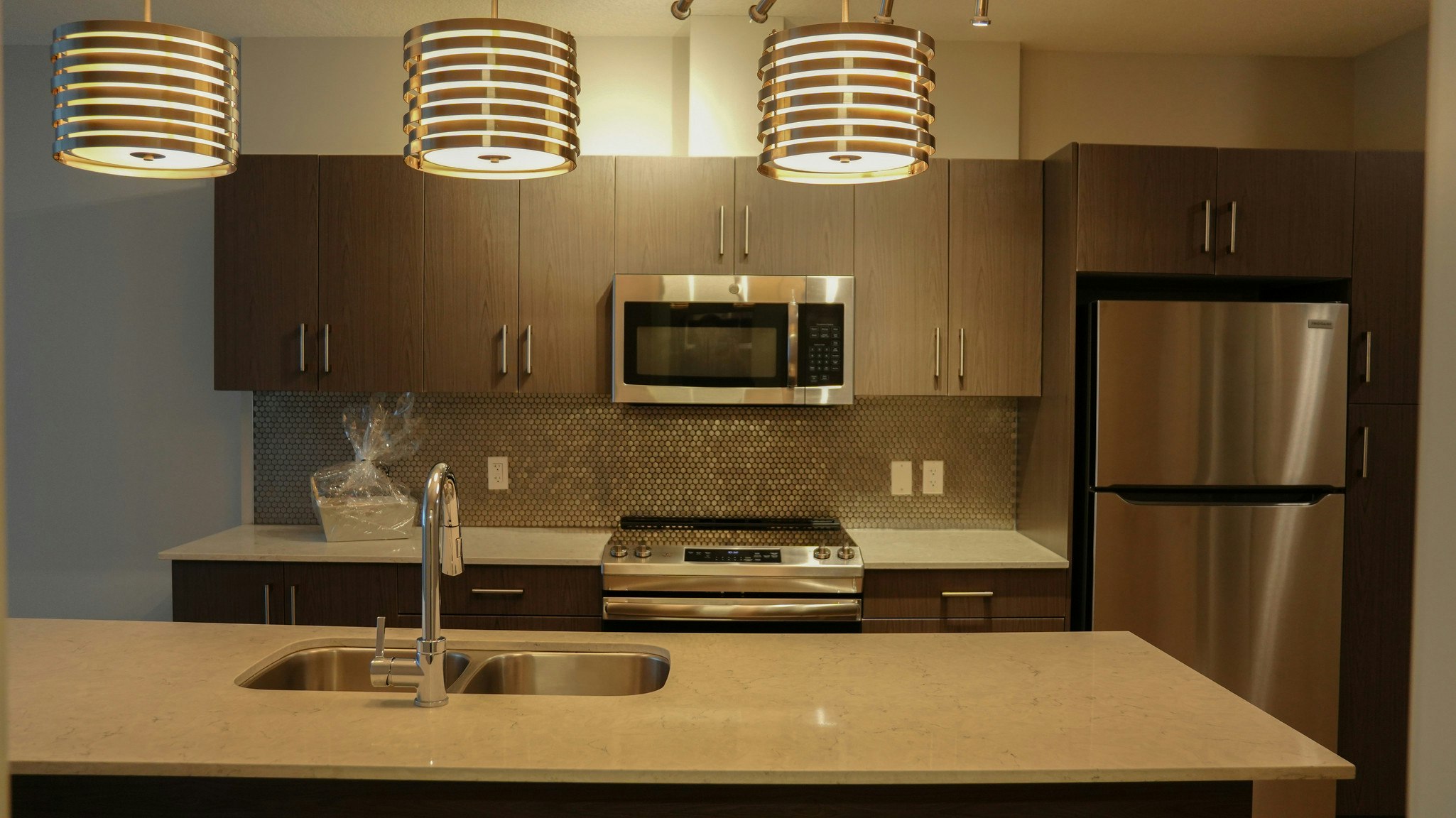 04-1177 11 Avenue SW, Calgary, AB, T2R 1K9 - 11