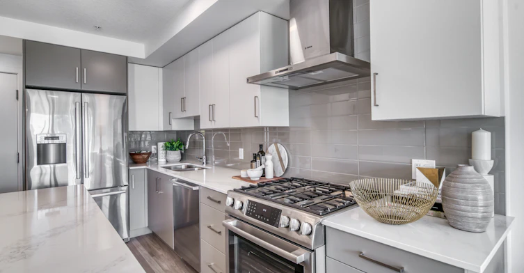 X09-2107 34th Avenue SW, Calgary, AB, T2T 2C5 - 4