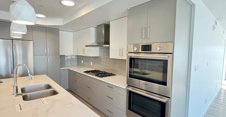 X11-2107 34th Avenue SW, Calgary, AB, T2T 2C5 - 7