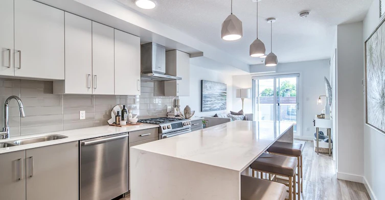 X11-2107 34th Avenue SW, Calgary, AB, T2T 2C5 - 9