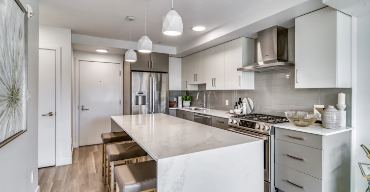 X12 - 5th floor -2107 34th Avenue SW, Calgary, AB, T2T 2C5