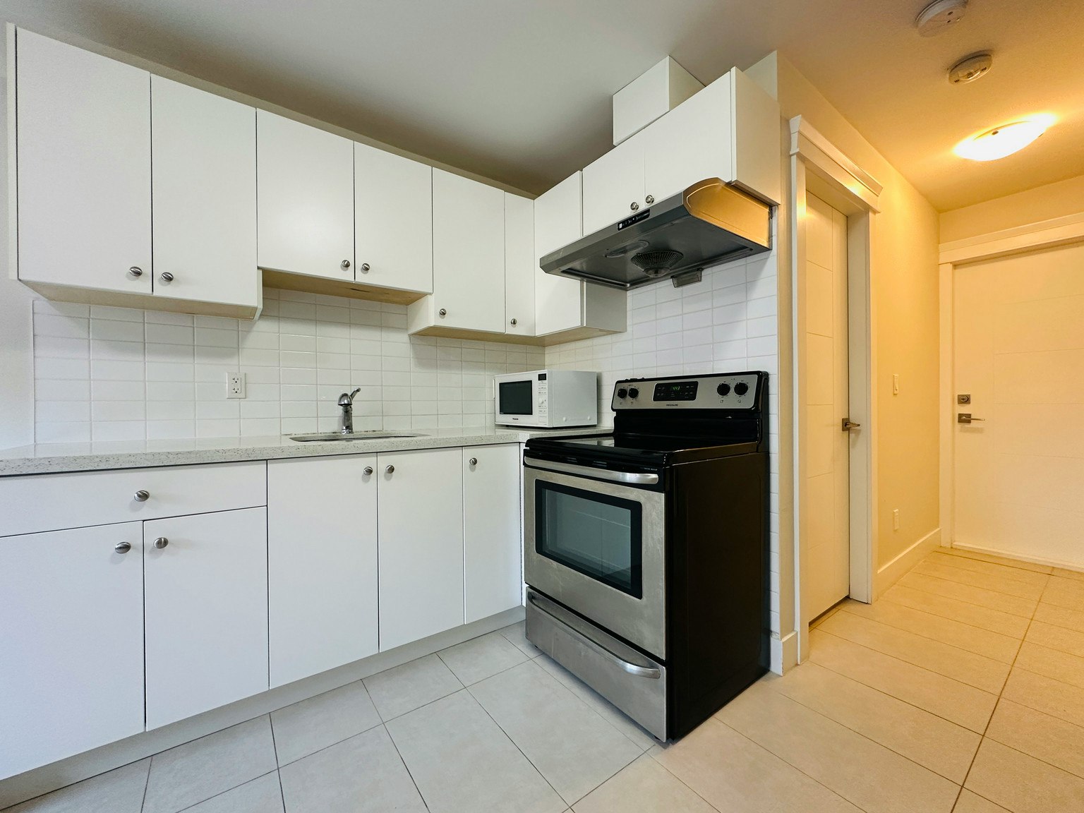 BASEMENT-4473 Oxford Street, Burnaby, BC, V5C 1E3 - 5
