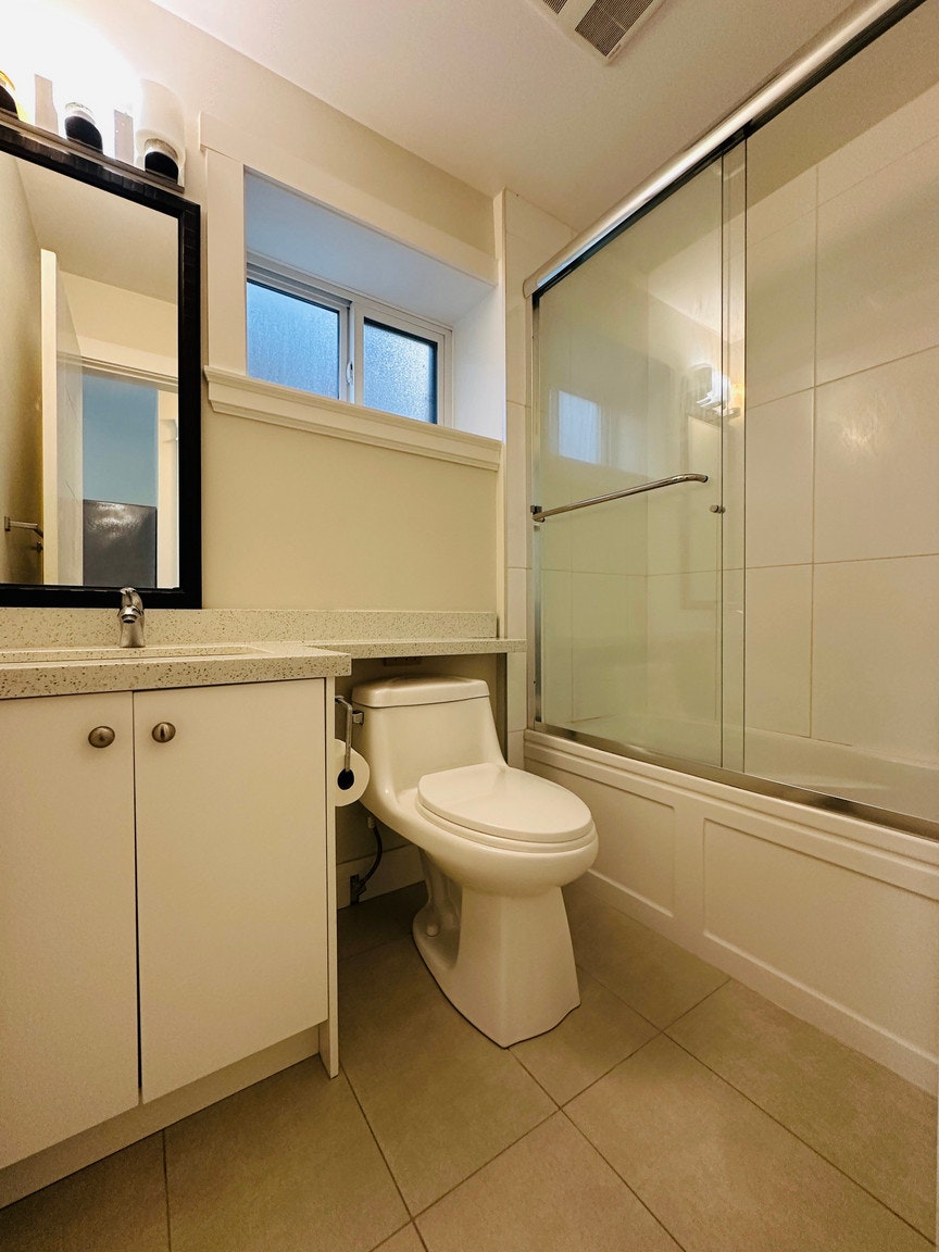 BASEMENT-4473 Oxford Street, Burnaby, BC, V5C 1E3 - 11