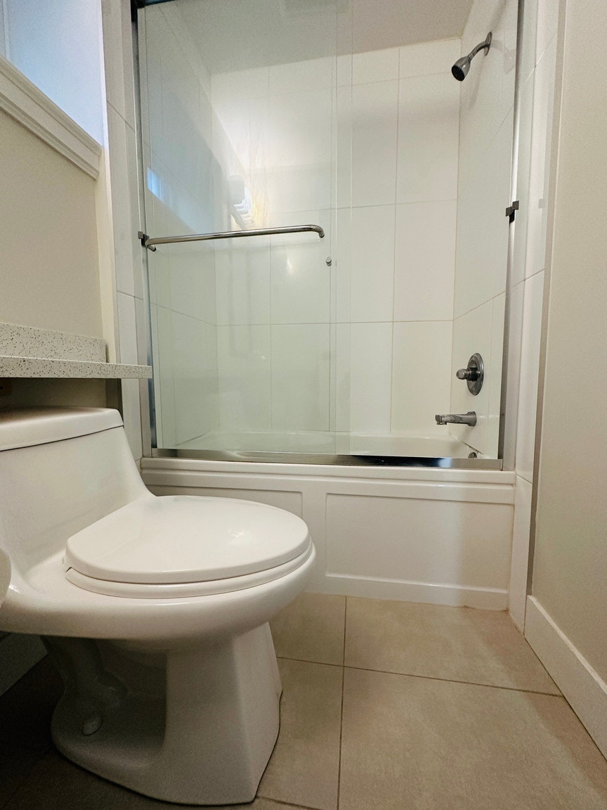 BASEMENT-4473 Oxford Street, Burnaby, BC, V5C 1E3 - 12