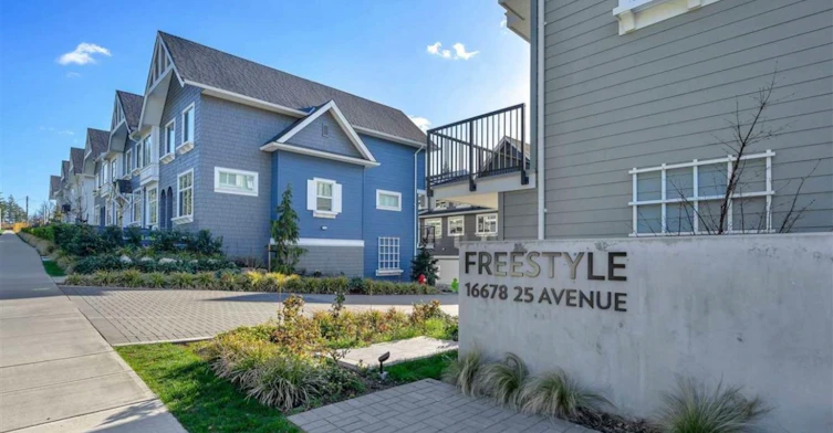 37-16678 25 Avenue, Surrey, BC, V3S 9V2
