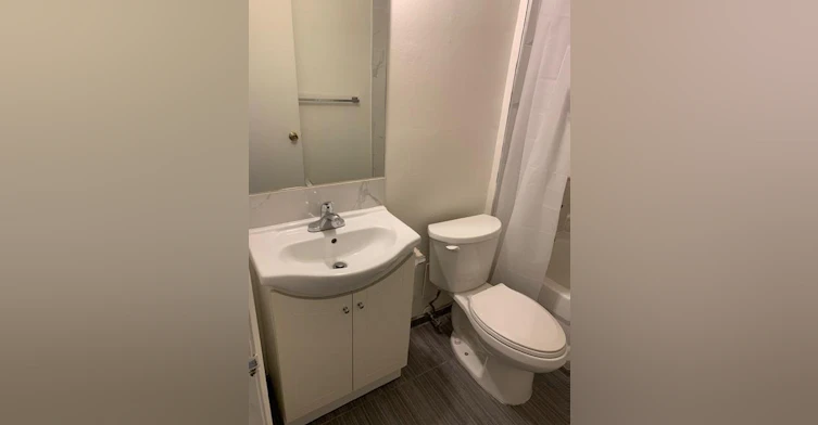 209-1333 East Broadway, Vancouver, BC, V5N 1V7 - 4
