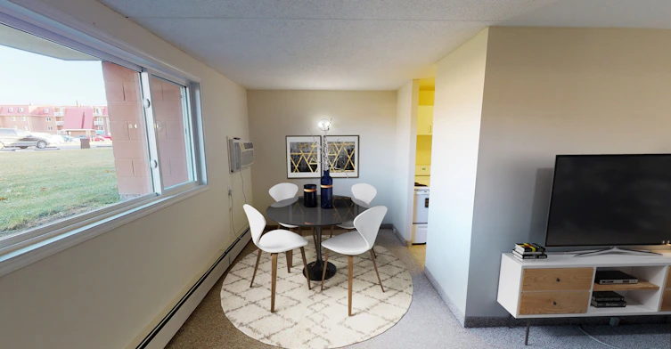 80 Handbidge Crescent, Regina, SK, S4R 7C4 - 3