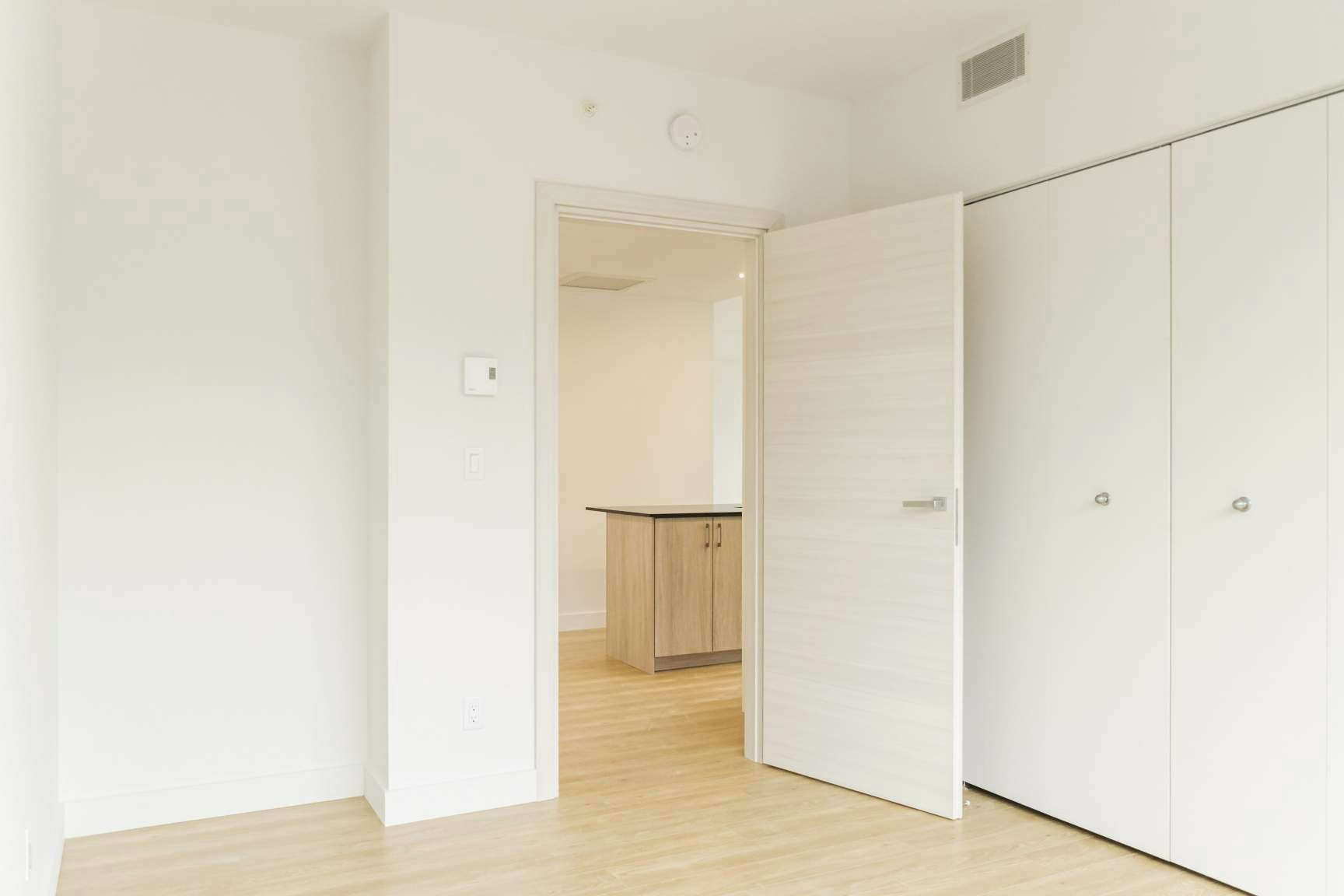 706-790 William Rue, Montréal, QC, H3C 0Y4 - 11