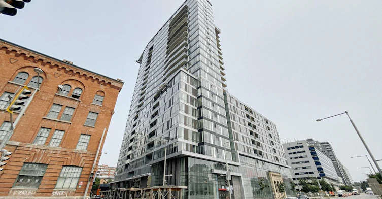 910-790 William Rue, Montréal, QC, H3C 0Y4 - 3