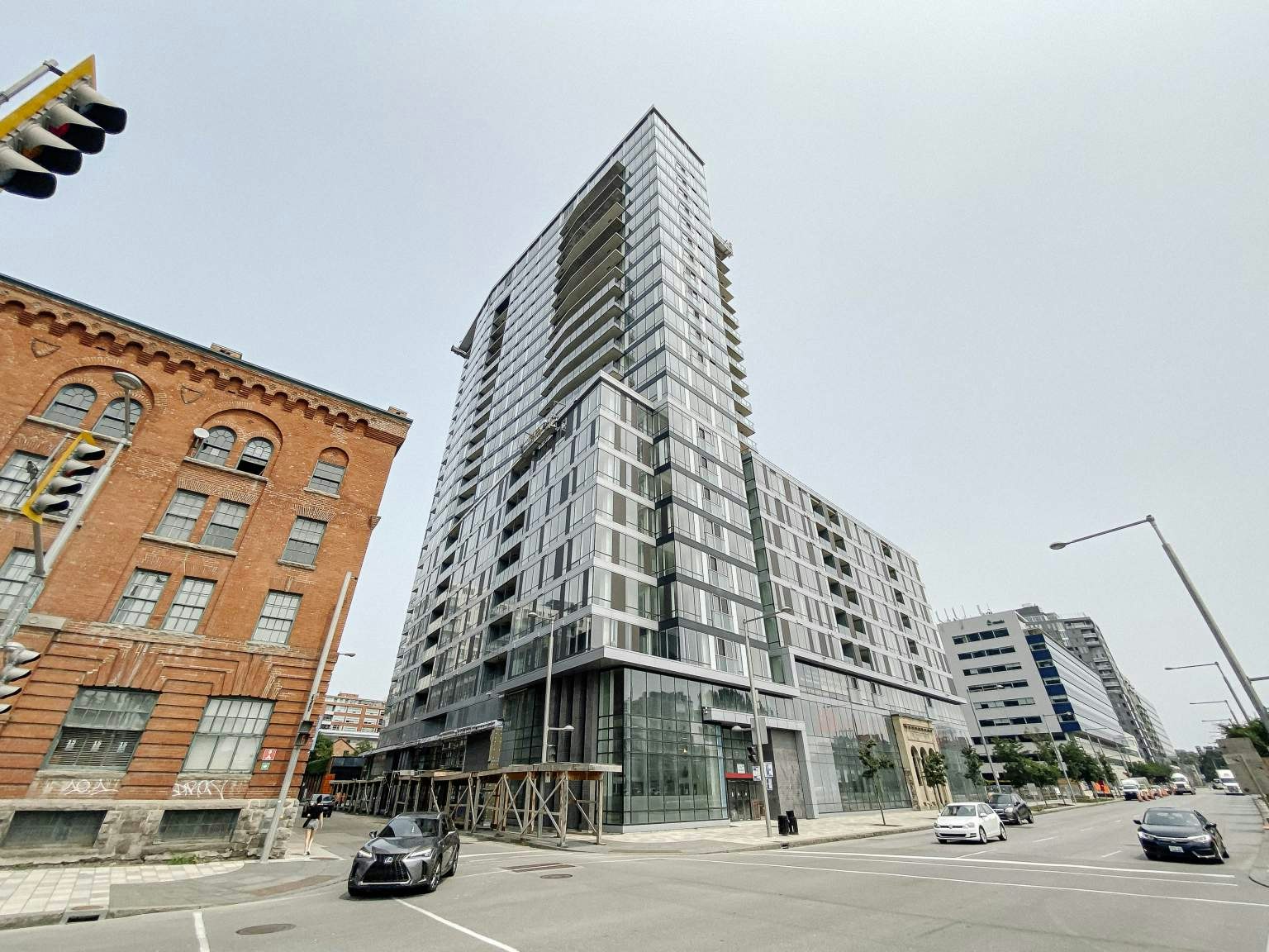 2301-790 William Rue, Montréal, QC, H3C 0Y4 - 3