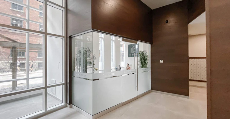 2501-790 William Rue, Montréal, QC, H3C 0Y4 - 5