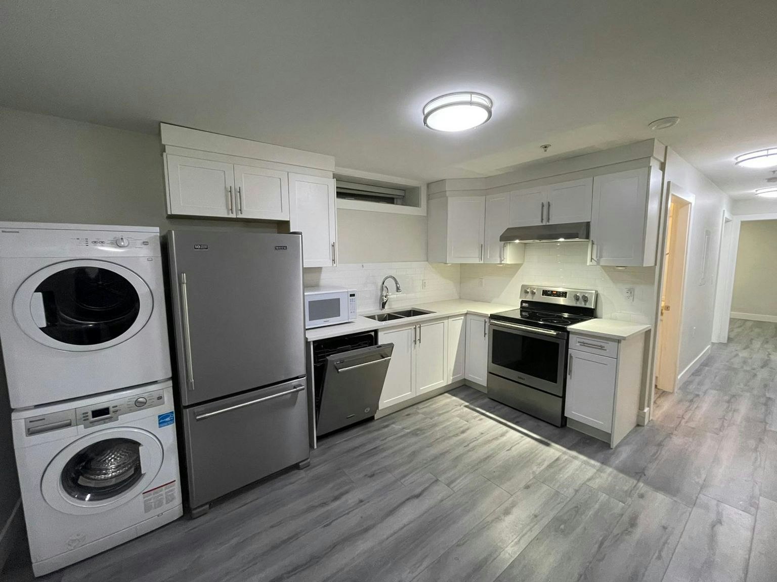 3065 E 8th Avenue, Vancouver, BC, V5M 1X4