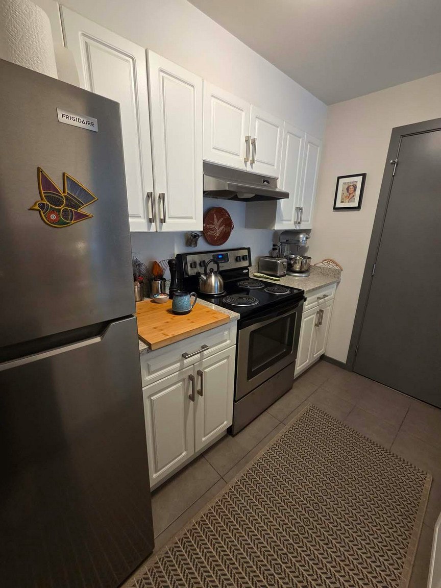 101-1925 Woodland Drive, Vancouver, BC, V5N 5N9 - 5