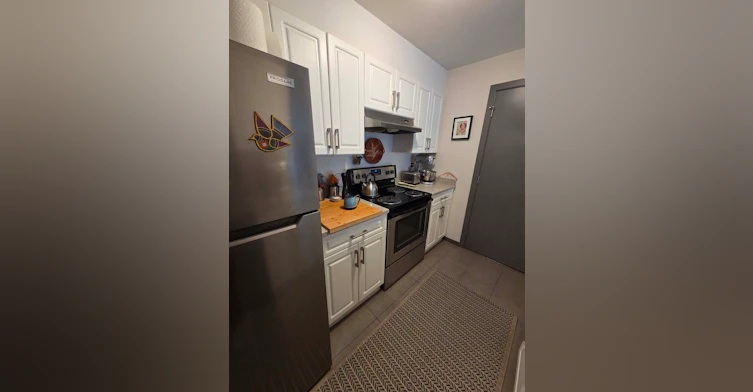 101-1925 Woodland Drive, Vancouver, BC, V5N 5N9 - 5