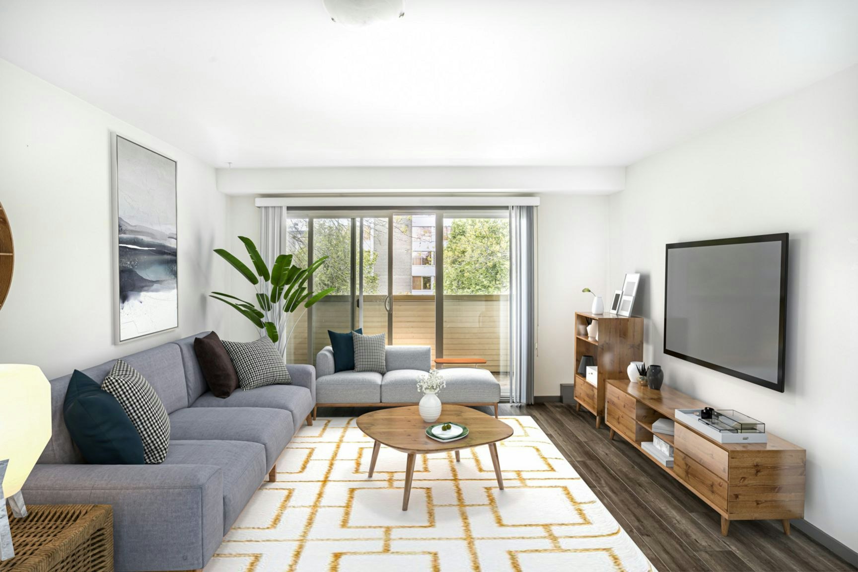 105-1925 Woodland Drive, Vancouver, BC, V5N 5N9 - 3
