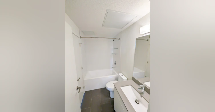 X04-10045 111 Street NW, Edmonton, AB, T5K 2M5 - 11