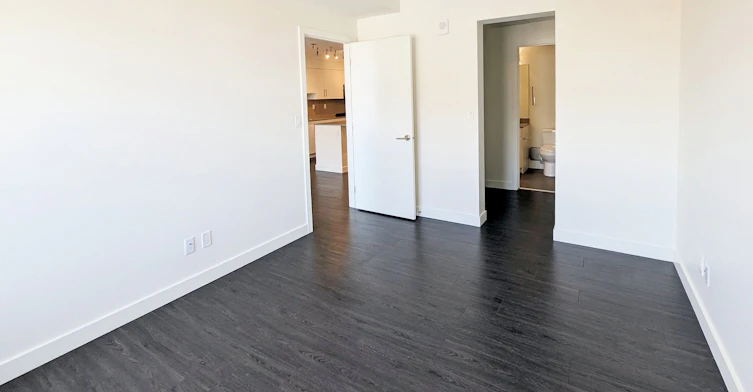 X04-10045 111 Street NW, Edmonton, AB, T5K 2M5 - 7