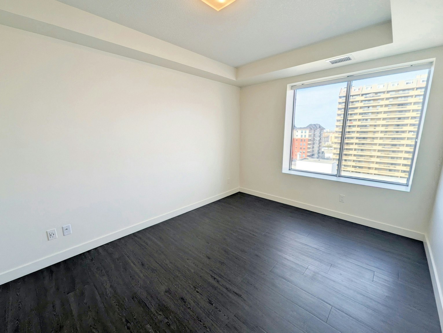 X04-10045 111 Street NW, Edmonton, AB, T5K 2M5 - 9