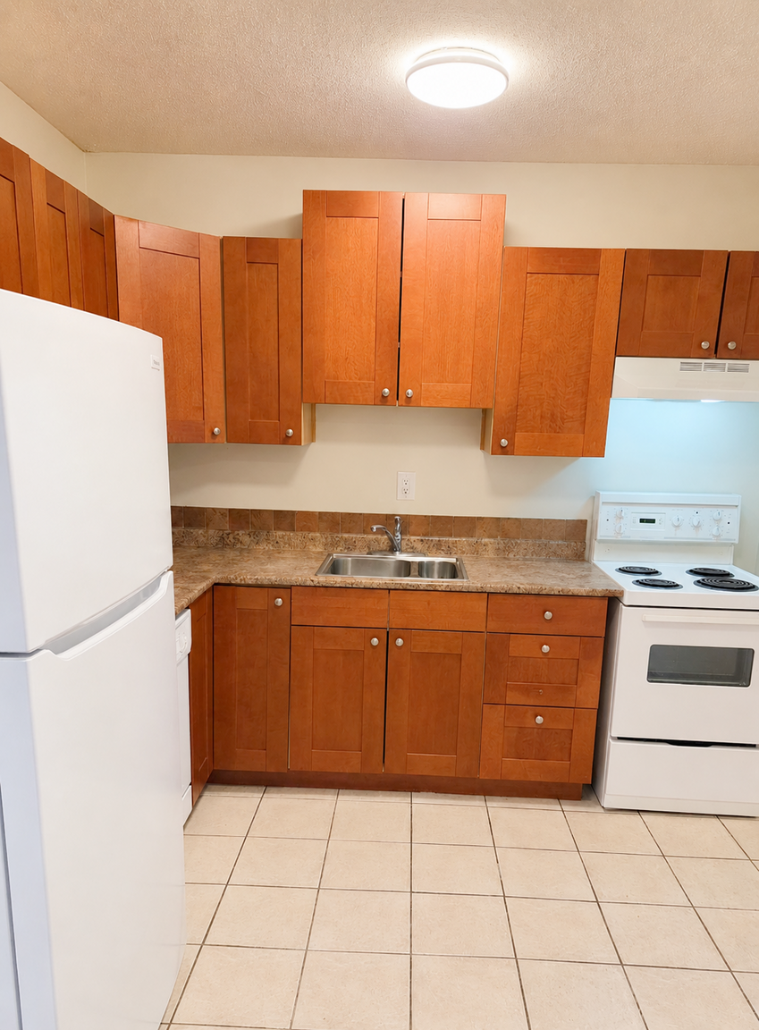 10045 83 Avenue NW, Edmonton, AB, T6E 2C3 - 2