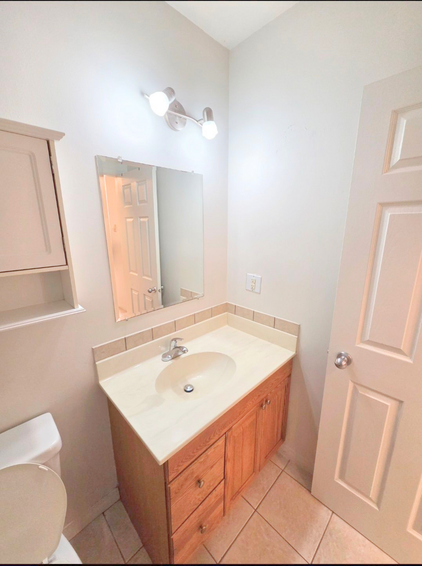 10045 83 Avenue NW, Edmonton, AB, T6E 2C3 - 5