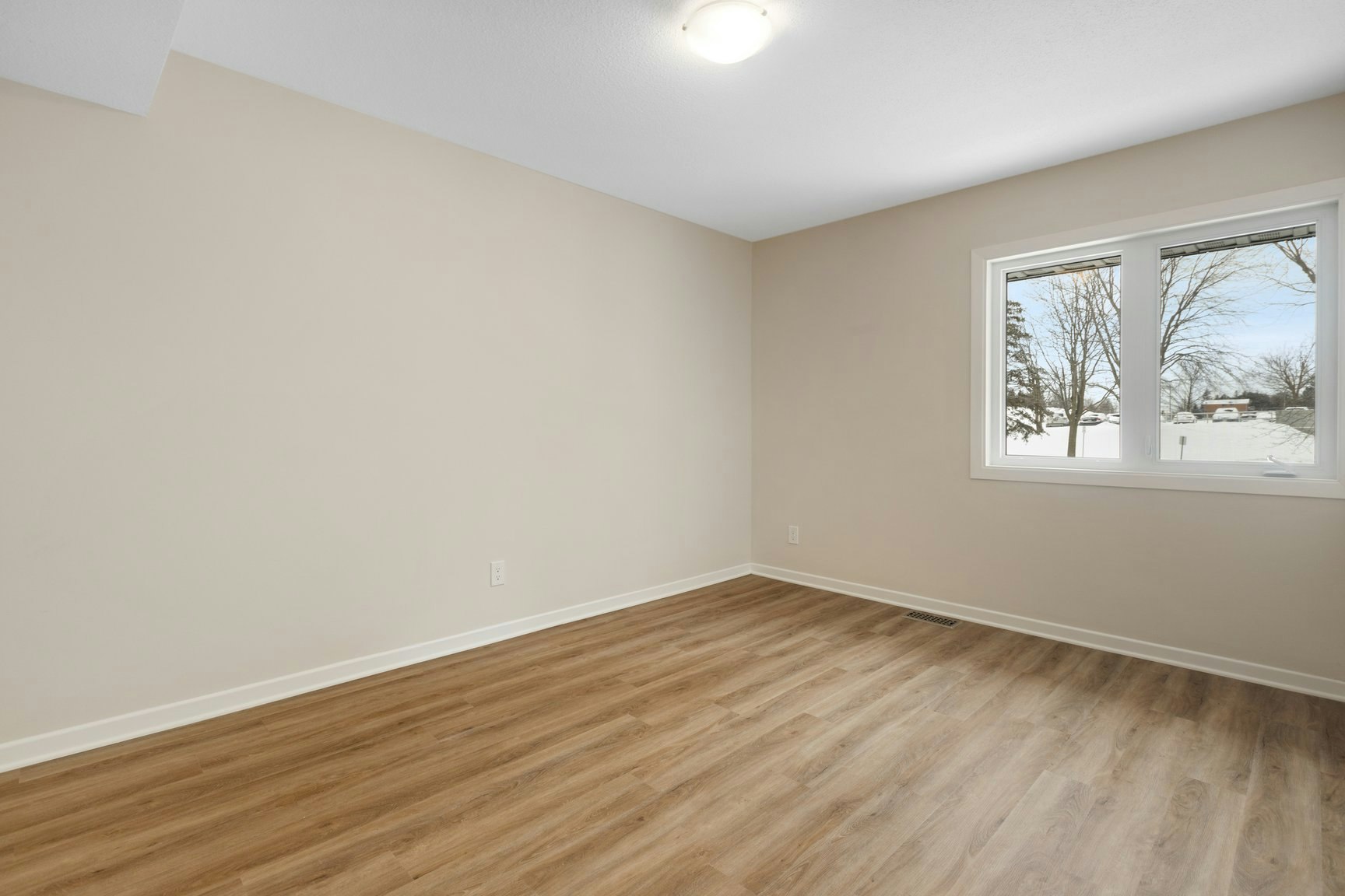 2270 Halifax Drive, Ottawa, ON, K1G 2W7 - 18