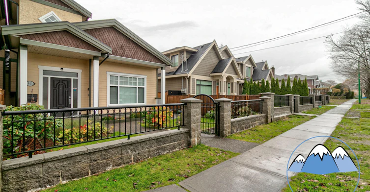 901 Cliff Avenue, Burnaby, BC, V5A 2J4 - 35