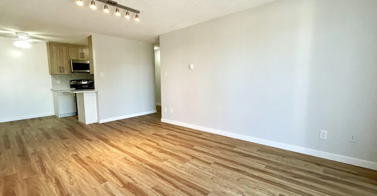 214-2232 Mcallister Avenue, Port Coquitlam, BC, V3C 2A6 - 5