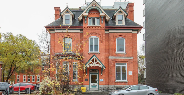 1-260 Somerset Street, Ottawa, ON, K2P 0J5 - 2