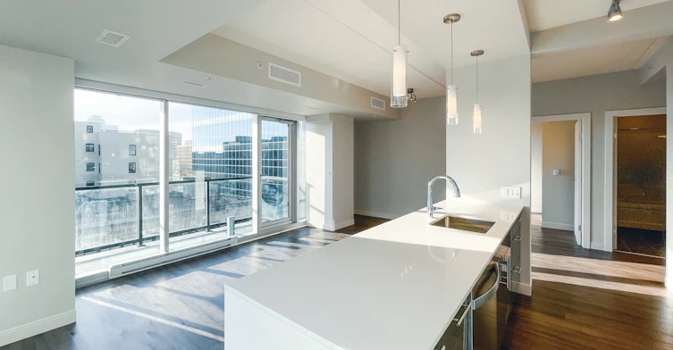 1010-300 Main Street, Winnipeg, MB, R3C 1E1 - 5