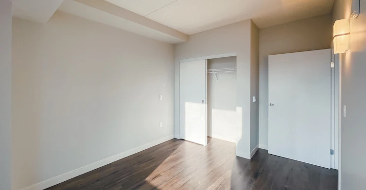 1010-300 Main Street, Winnipeg, MB, R3C 1E1 - 6