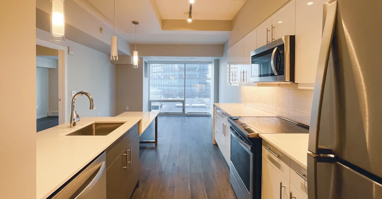 2905-300 Main Street, Winnipeg, MB, R3C 1E1 - 3