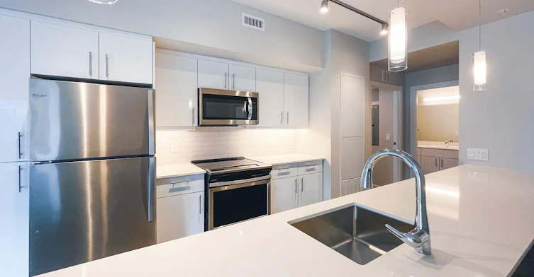3402-300 Main Street, Winnipeg, MB, R3C 1E1 - 2