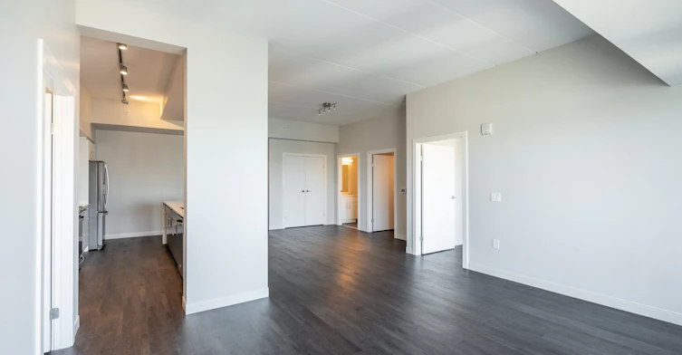 3704-300 Main Street, Winnipeg, MB, R3C 1E1 - 3