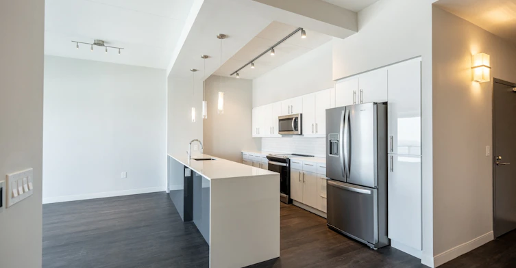3706-300 Main Street, Winnipeg, MB, R3C 1E1 - 2
