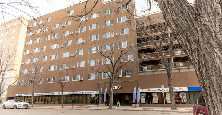2001 Cornwall Street, Regina, SK, S4P 3X9 - 7