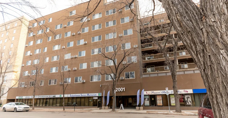 2001 Cornwall Street, Regina, SK, S4P 3X9 - 7