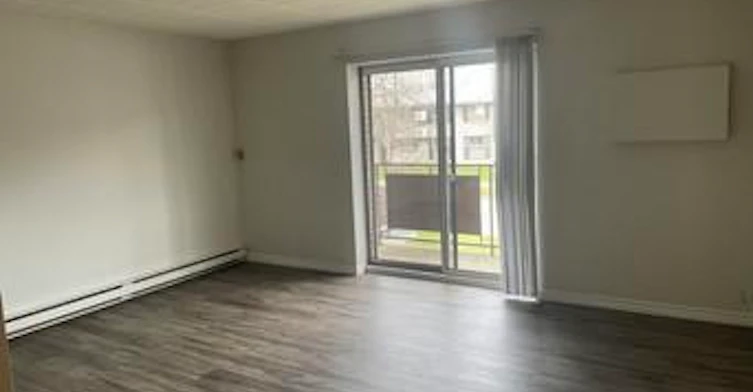 9055 Wyandotte Street E, Windsor, ON, N8S 1V6 - 6