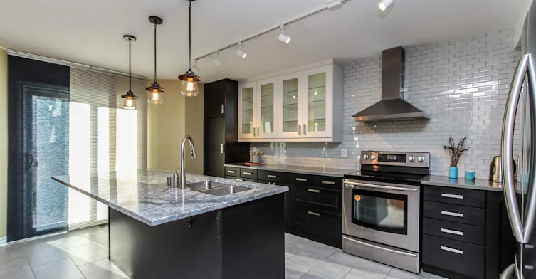 21-21 Haslemere Avenue, Ottawa, ON, K2W 1E3 - 10