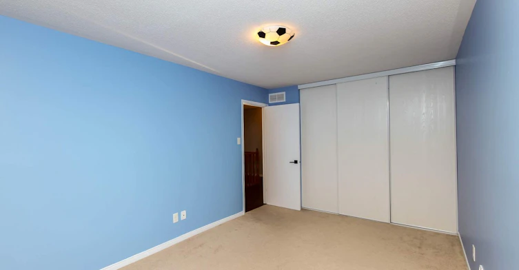 21-21 Haslemere Avenue, Ottawa, ON, K2W 1E3 - 23