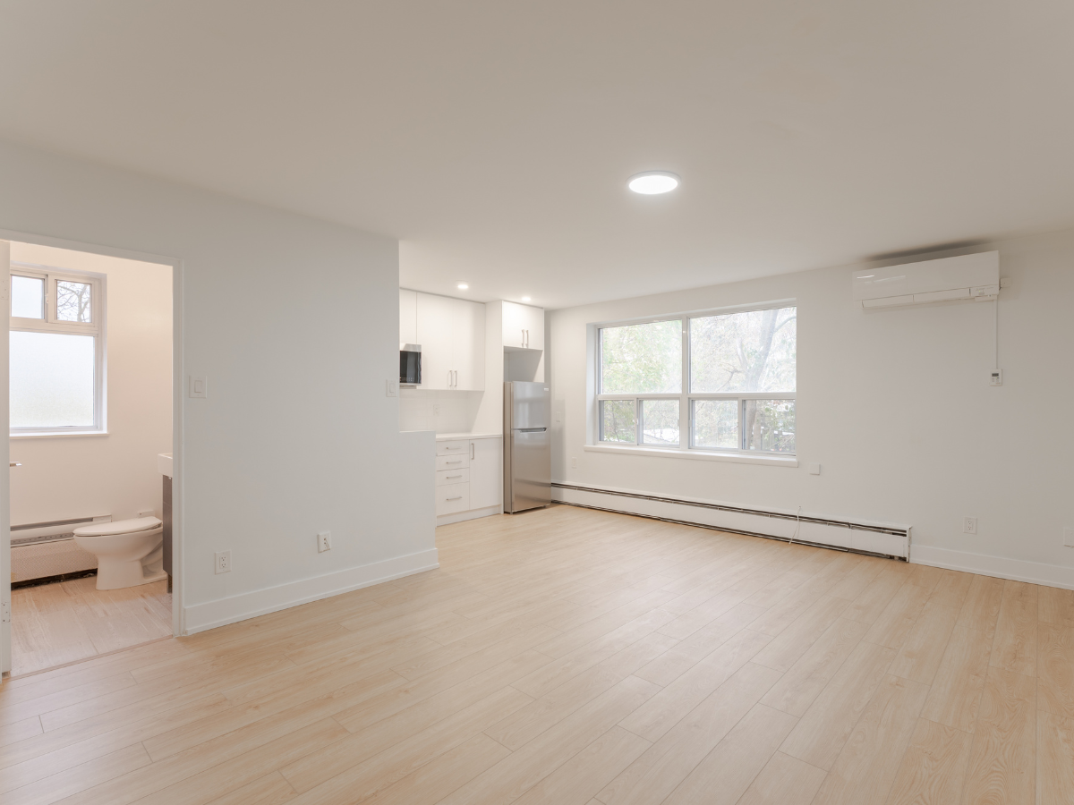 0306-107 Redpath Avenue, Toronto, ON, M4S 2J9 - 10