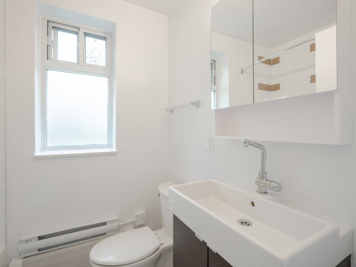 0306-107 Redpath Avenue, Toronto, ON, M4S 2J9 - 8