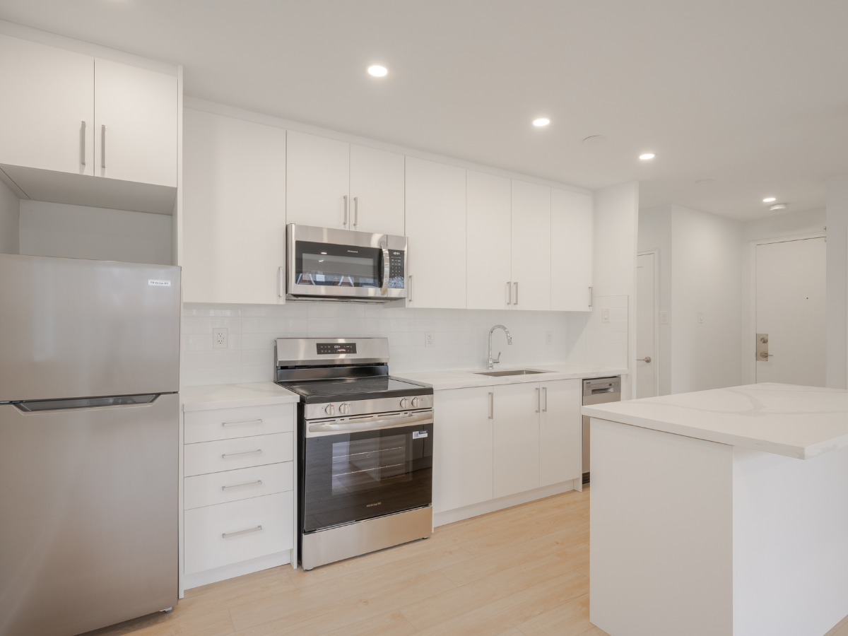 0306-107 Redpath Avenue, Toronto, ON, M4S 2J9 - 9