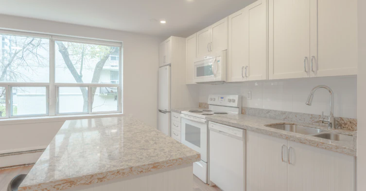 107 Redpath Avenue, Toronto, ON, M4S 2J9 - 7